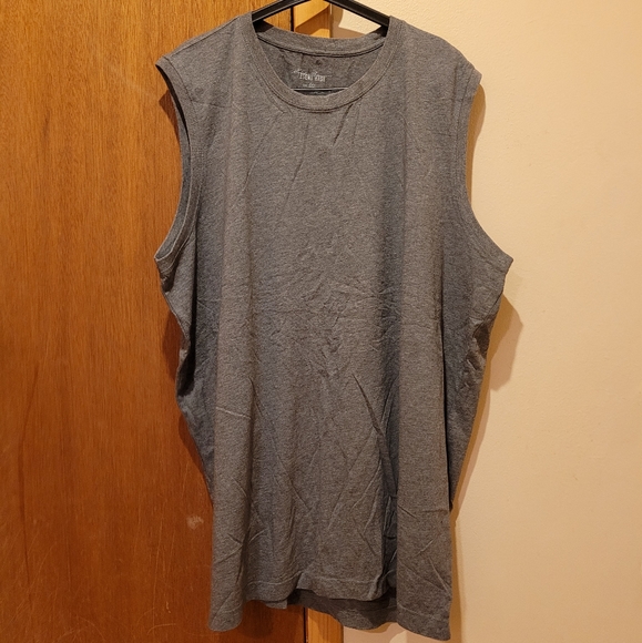 Grey tank top - Picture 1 of 3
